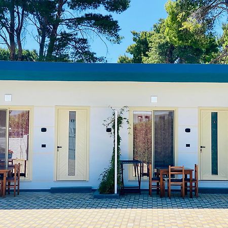 Holiday Cabins Vlorë Exterior foto